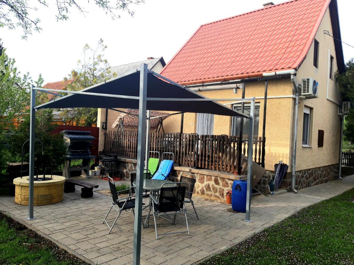 Arany Apartman Zsory Mezőkövesd Екстериор снимка