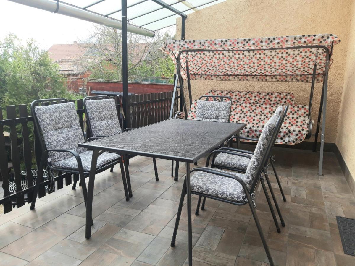 Arany Apartman Zsory Mezőkövesd Екстериор снимка